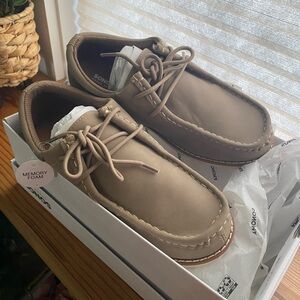 Boys Memory Foam Pull On Shoe